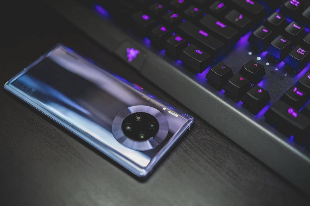 华为手机的品牌价值与消费信心_华为信价比高_华为品牌信念