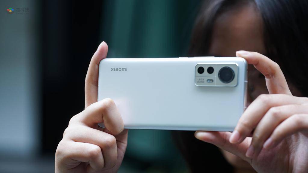 华为信价比高_华为手机的品牌价值与消费信心_华为品牌信念