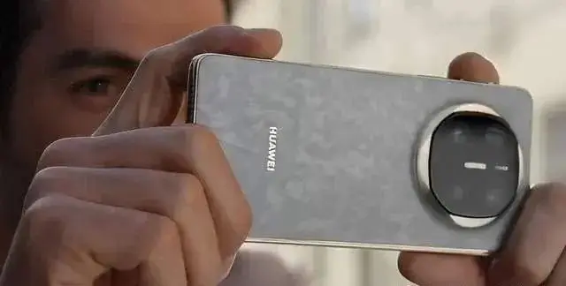 mate系列产品_探索华为Mate系列的旗舰特性_华为mate系列首个爆款