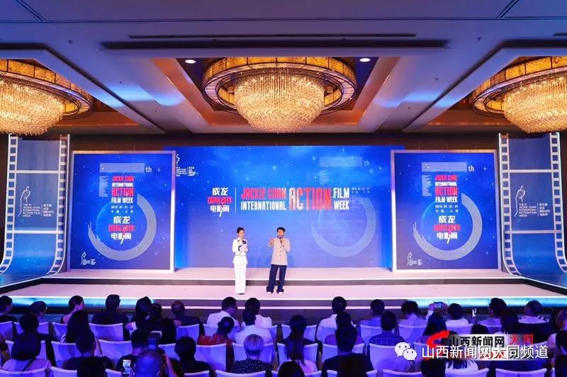 成龙公益慈善_成龙的公益事业_成龙的公益事业与社会贡献