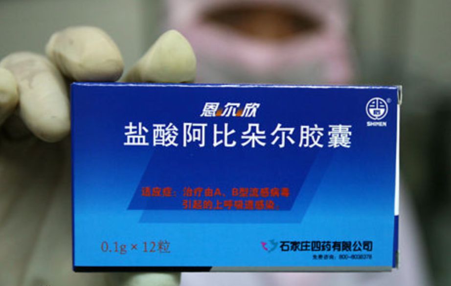 成龙公益慈善_成龙公益活动_成龙的公益事业与社会贡献