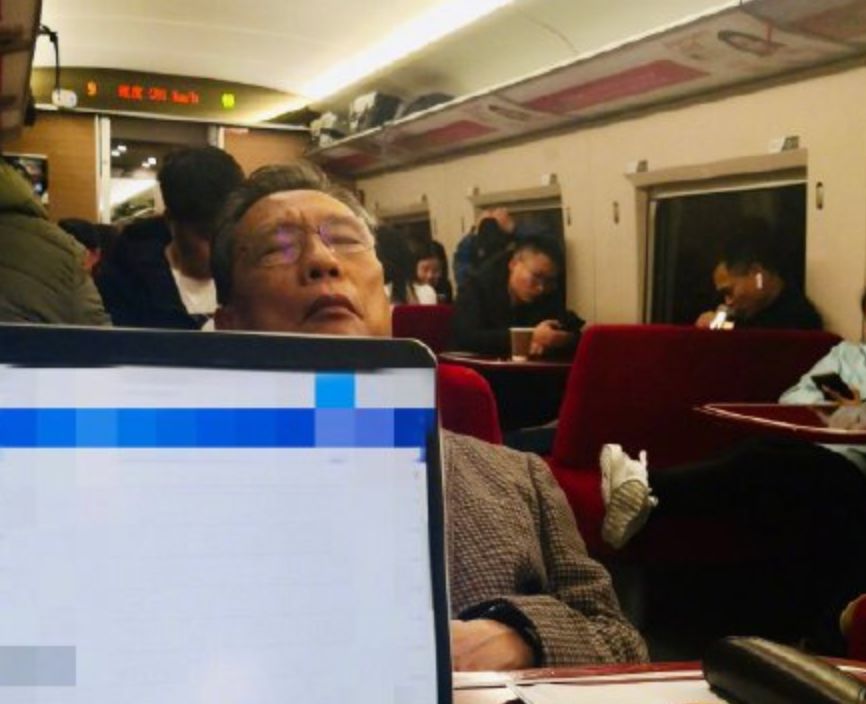 成龙公益活动_成龙公益慈善_成龙的公益事业与社会贡献