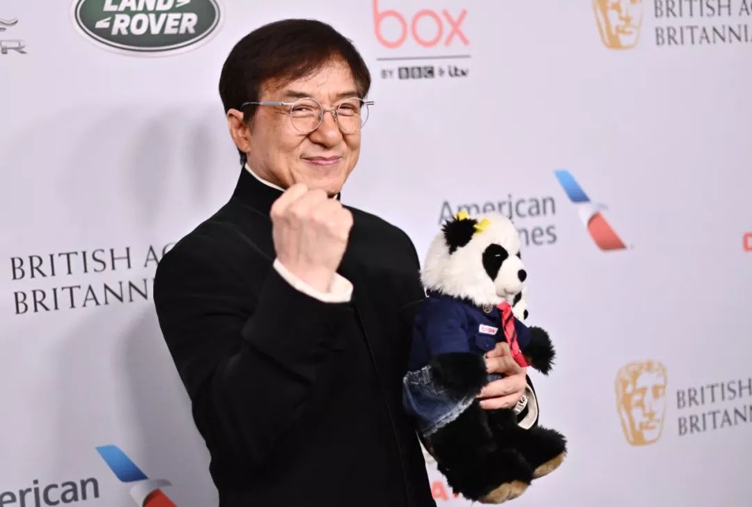 成龙的公益事业与社会贡献_成龙公益慈善_成龙公益活动