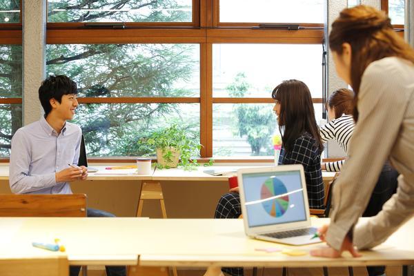 14米高灯光设计效果图在汽车制造中的应用与挑战 图1