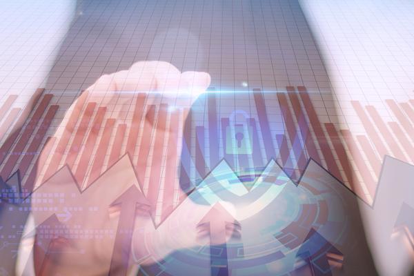 车载显示屏电源7孔插口：汽车制造领域的创新与挑战 图1