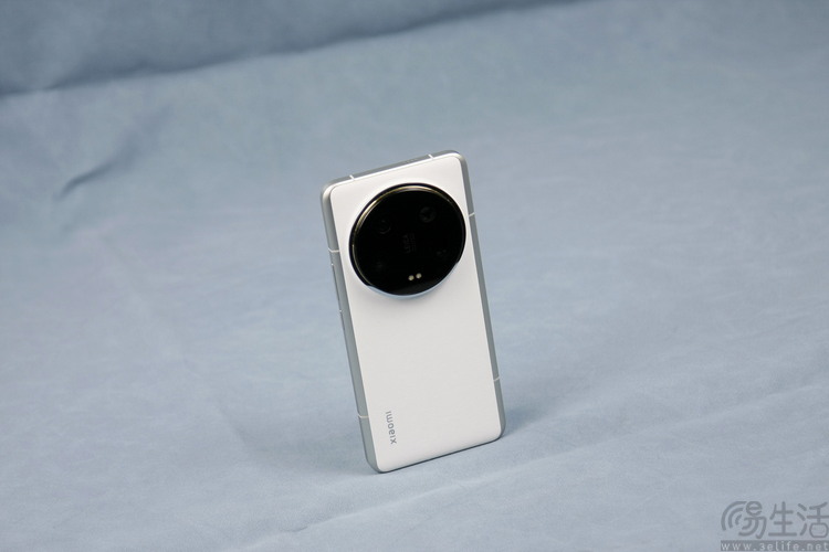小米14 Ultra评测：既专业也好用，影像旗舰里程碑