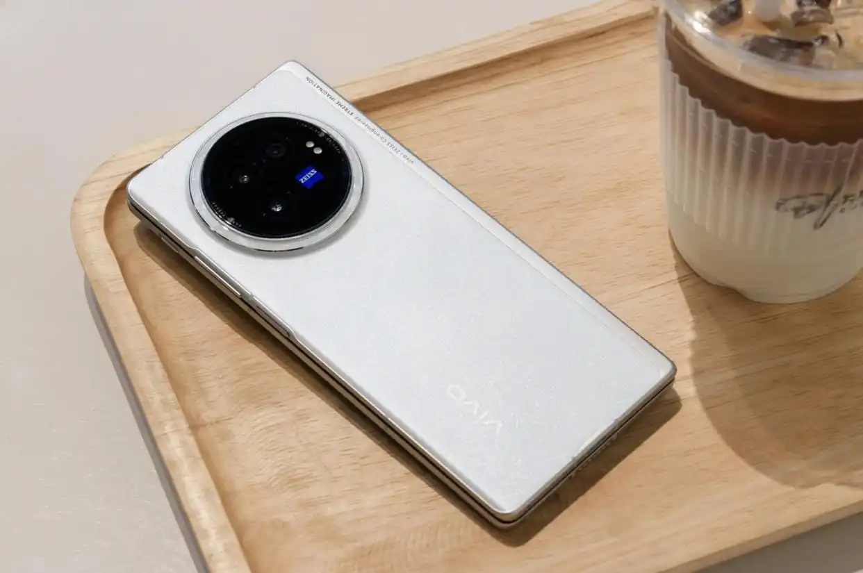 真实评测：小米手机的价值与性能_评测小米真实性能价值手机推荐_2021小米手机测评