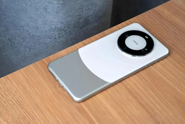 华为手机技术_然健环球创新典范_高质量华为手机：技术创新的典范