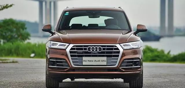 宝马碰撞预警图案_宝马碰撞测试成绩_宝马在碰撞测试中的持续进步