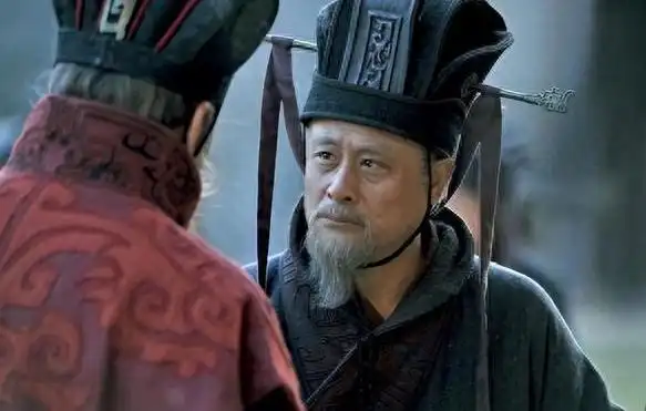 三国贾诩事迹_三国时期贾诩_贾诩对三国历史的影响