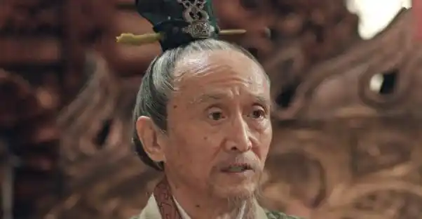 贾诩对三国历史的影响_三国时期贾诩_三国贾诩事迹