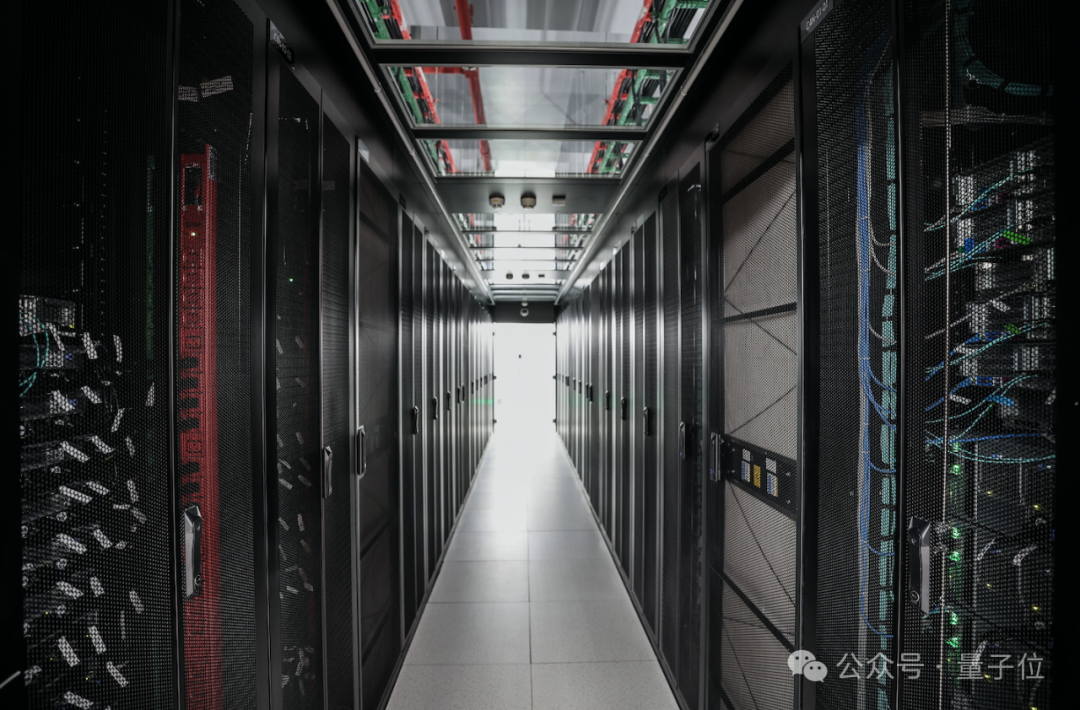 社交类app存在的问题_社交平台对人们的影响_最新手机系统如何影响社交平台的使用？