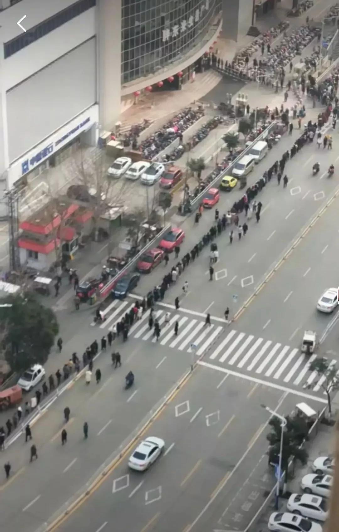 胖东来火了，现象背后的故事