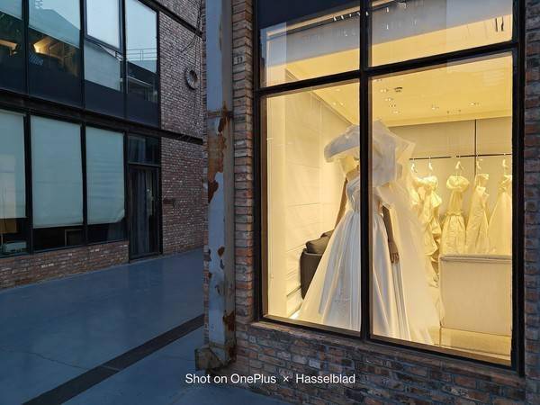 成像评测效果摄影镜头加到哪里_成像评测效果摄影镜头加到多少_评测一加的摄影效果：从镜头到成像