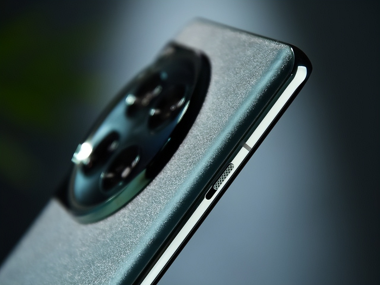 评测一加的摄影效果：从镜头到成像_镜头成像质量_成像评测效果摄影镜头加到多少