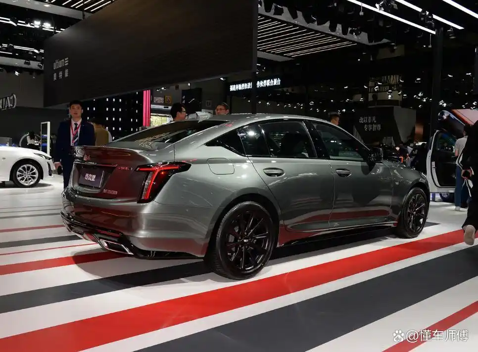 凯迪拉克车载娱乐信息账户激活_凯迪拉克3.0娱乐系统_凯迪拉克的车载娱乐系统与科技体验