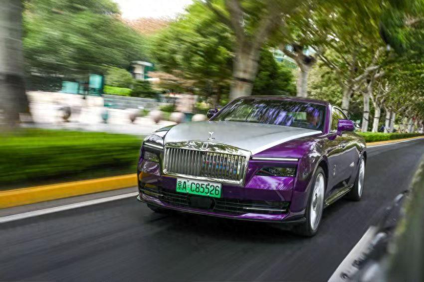 劳斯莱斯在高端市场的品牌战略_劳斯莱斯的竞品_劳斯莱斯品牌理念