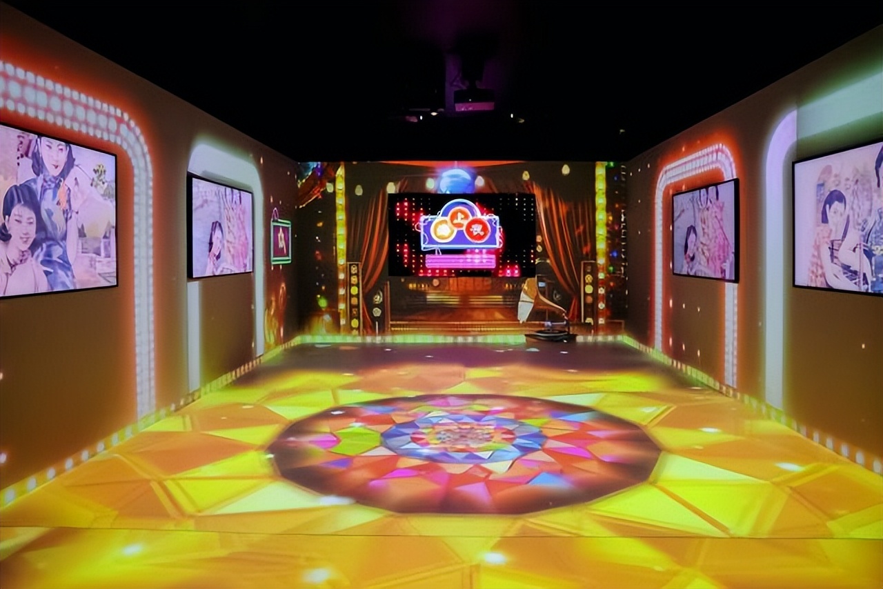 智能家居科技感_全屋智能家居：让科技融入每个角落_用科技让家居更安全