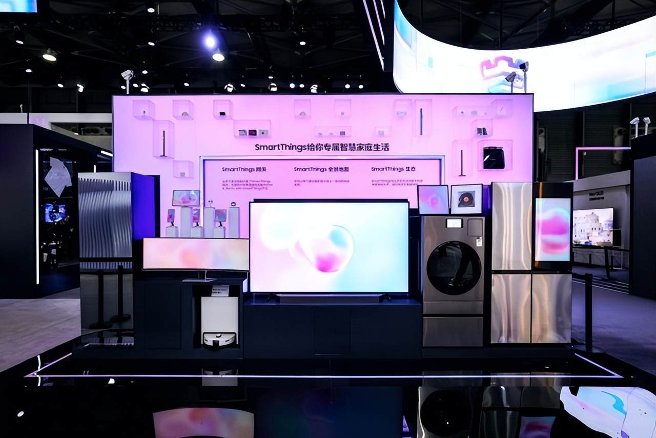 智能家居科技感_用科技让家居更安全_全屋智能家居：让科技融入每个角落