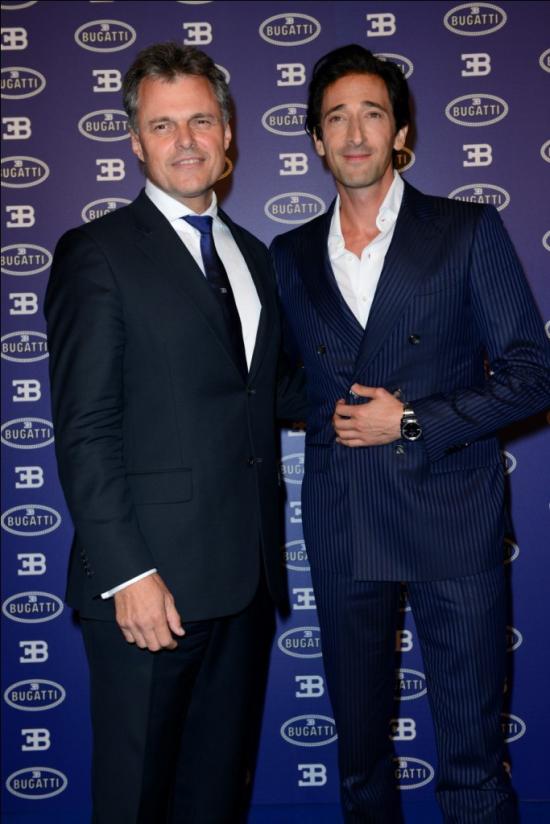 布加迪融合美学与工程设计的典范_布加迪融合美学与工程设计的典范_布加迪融合美学与工程设计的典范