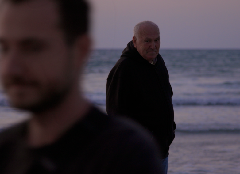 电影冲突对叙事的影响_电影中的文化冲突_四大电影中的文化冲突与对话