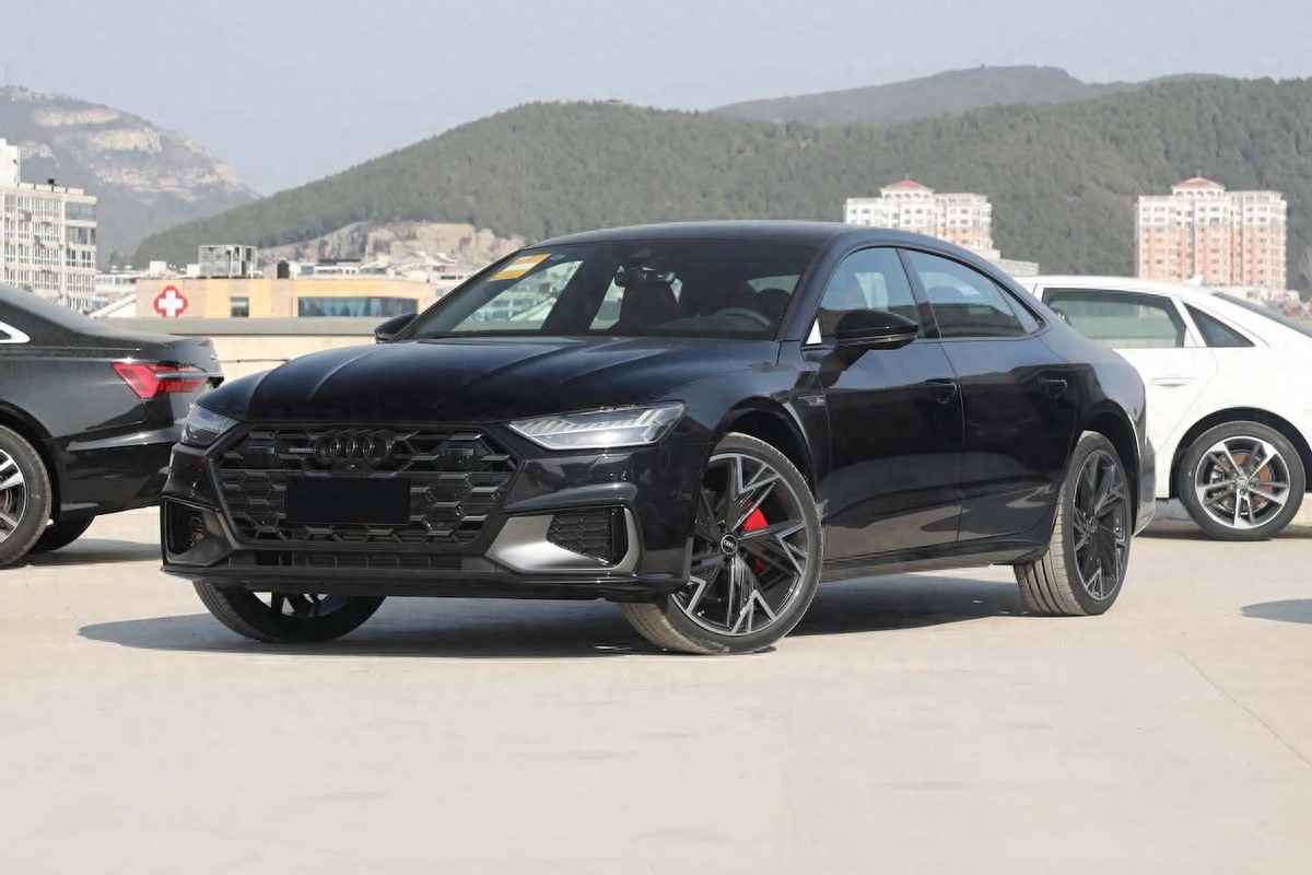 宝马领先型是低配吗_宝马如何在安全性能上实现领先？_宝马领先型是什么意思