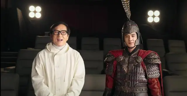 成龙的幽默风格与电影特色_成龙电影搞笑视频_成龙演的电影有哪些搞笑的