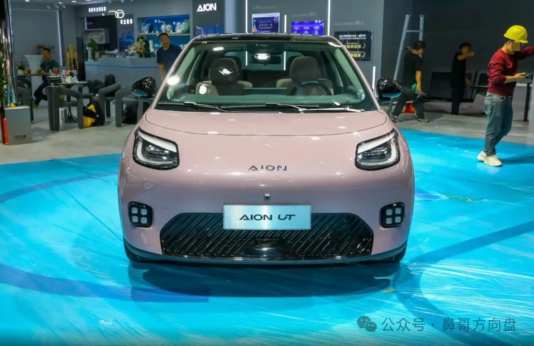 为何广汽埃安AION UT是电动车市场的重要一员？_广汽电动车埃安v到店体验_广汽电动汽车埃安