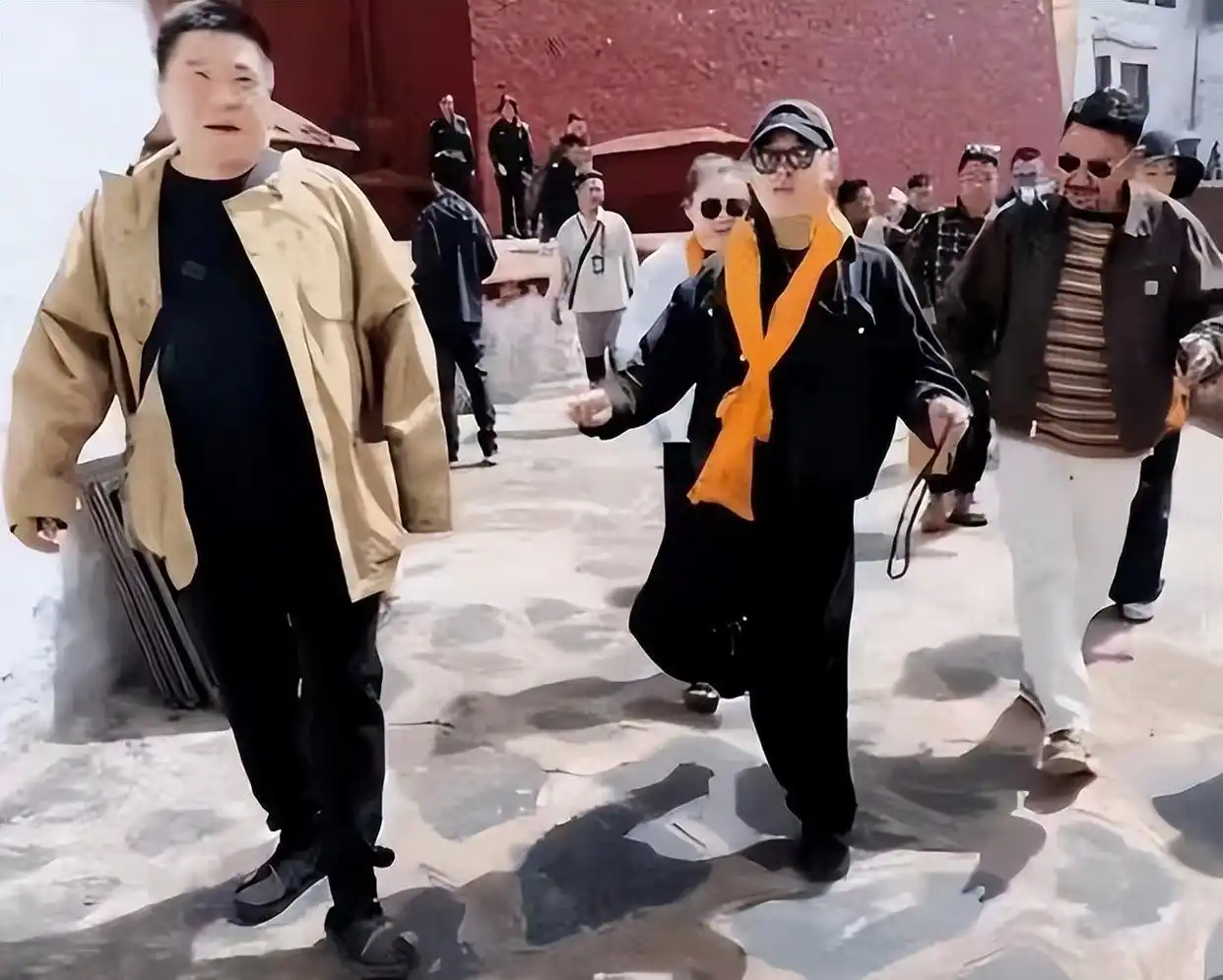 成龙和利智视频_成龙和利智主演的电影叫什么_利智与成龙的银幕搭档传奇