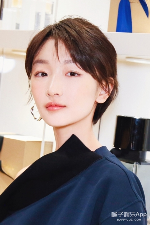 周冬雨和曾志伟关系_周冬雨_周冬雨演的电影