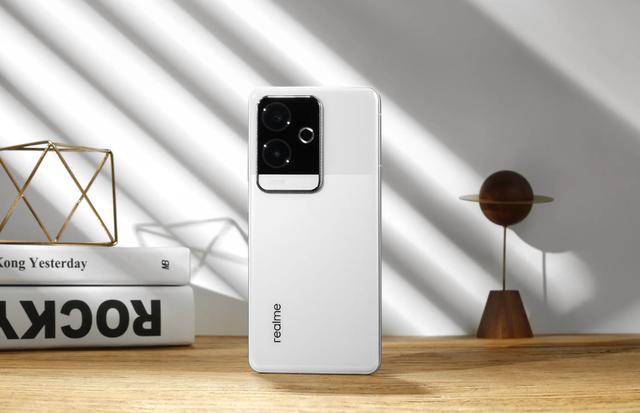 高性价比与强大性能：小米手机的双重优势_小米有哪些性价比比较高的手机_小米性能高的手机