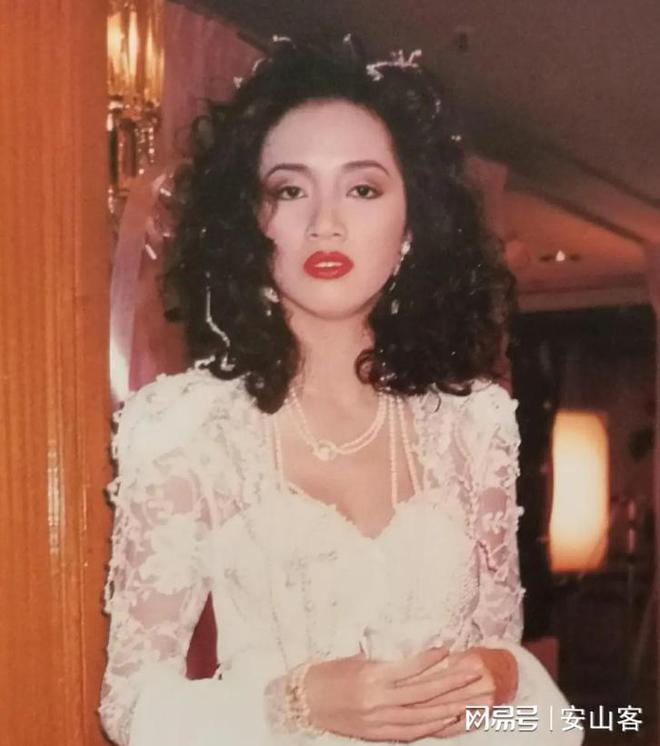 陈小春_陈小春老婆_陈小春歌曲