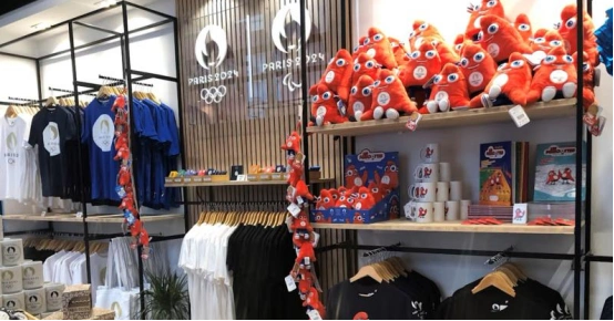 无人机在体育赛事中的表演应用_体育篮球赛事策划书_高职体育教材赛事编排