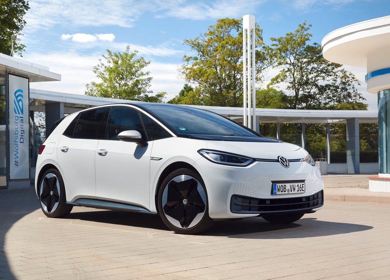 特斯拉各系列对比_特斯拉各个车型的区别_对比同级别车型，特斯拉Model Y安全性更胜一筹