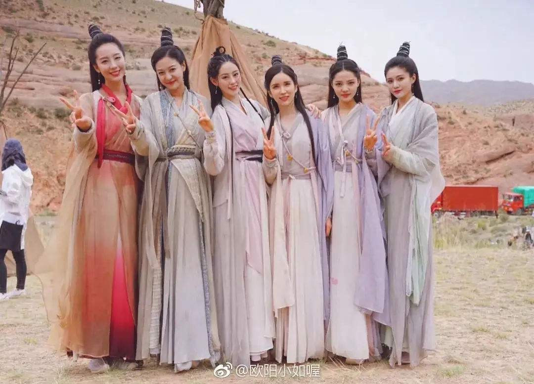 朱茵的经典武侠片与角色塑造_朱茵饰演的角色_朱茵的经典动作