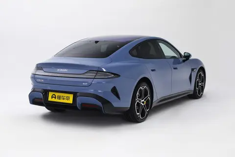 小米概念车视频_精准的操控体验：小米汽车的驾驶理念_小米理念