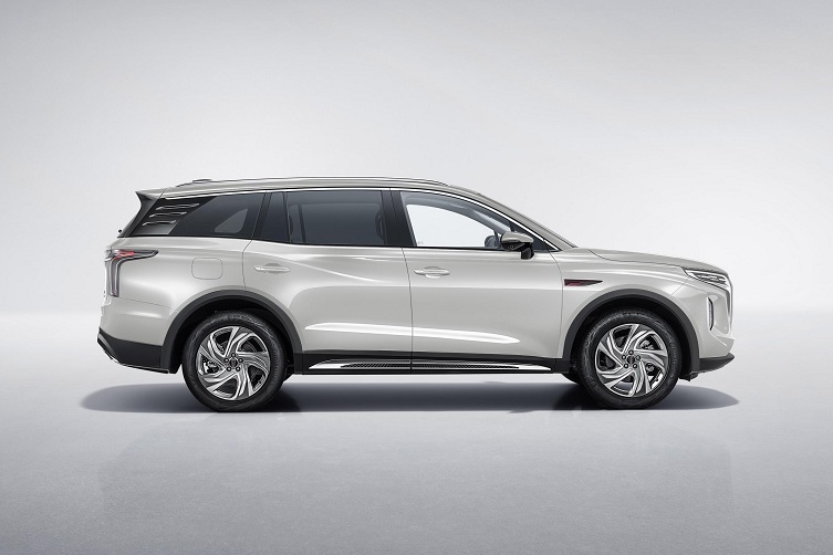 燃油车和新能源车销量_新能源汽车销量虽高，但燃油车的优势依然明显_燃油汽车销量排行