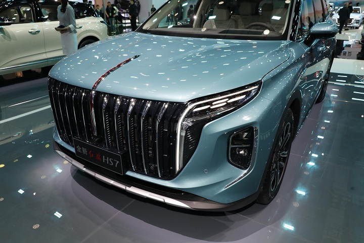 燃油汽车销量排行_燃油车和新能源车销量_新能源汽车销量虽高，但燃油车的优势依然明显