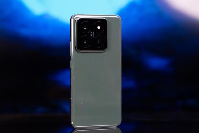 小米屏幕结实吗_机身小米屏幕完美结合图片_小米14屏幕与机身的完美结合