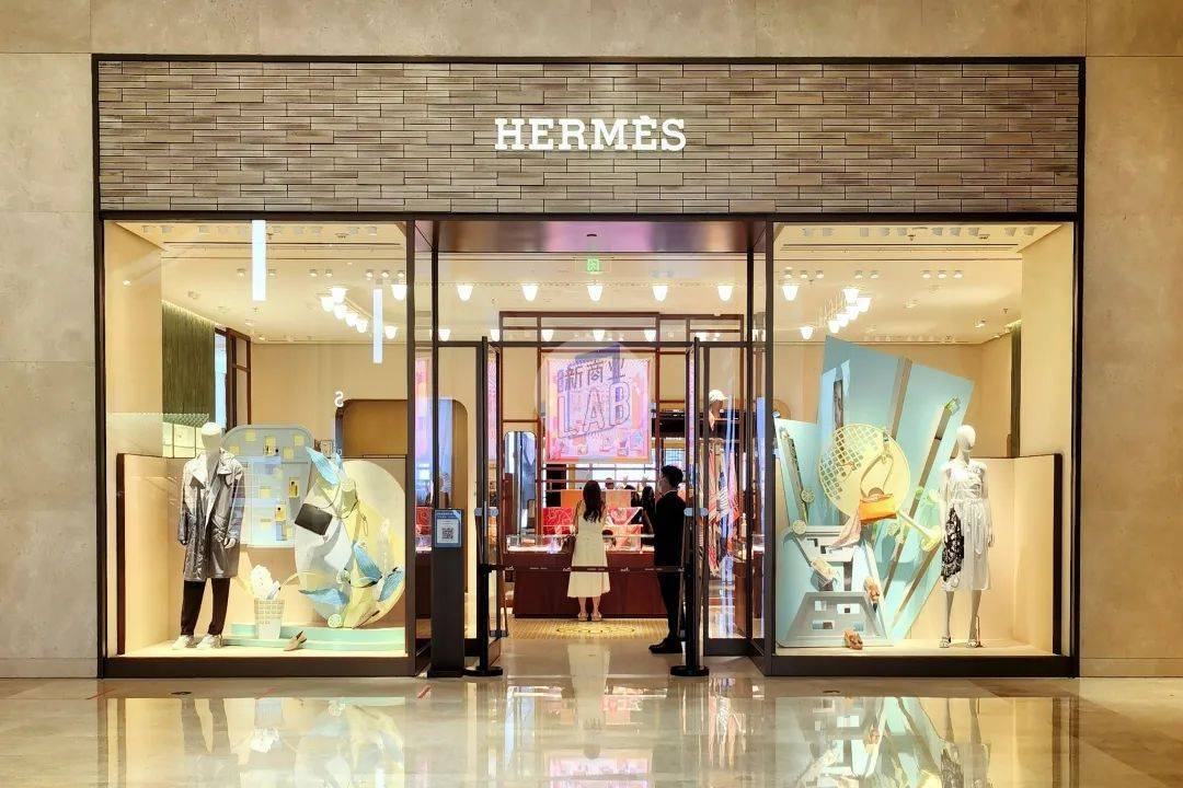 胖东来服务创新举措_胖东来服务细节标准_以顾客为中心，推动胖东来的服务变革