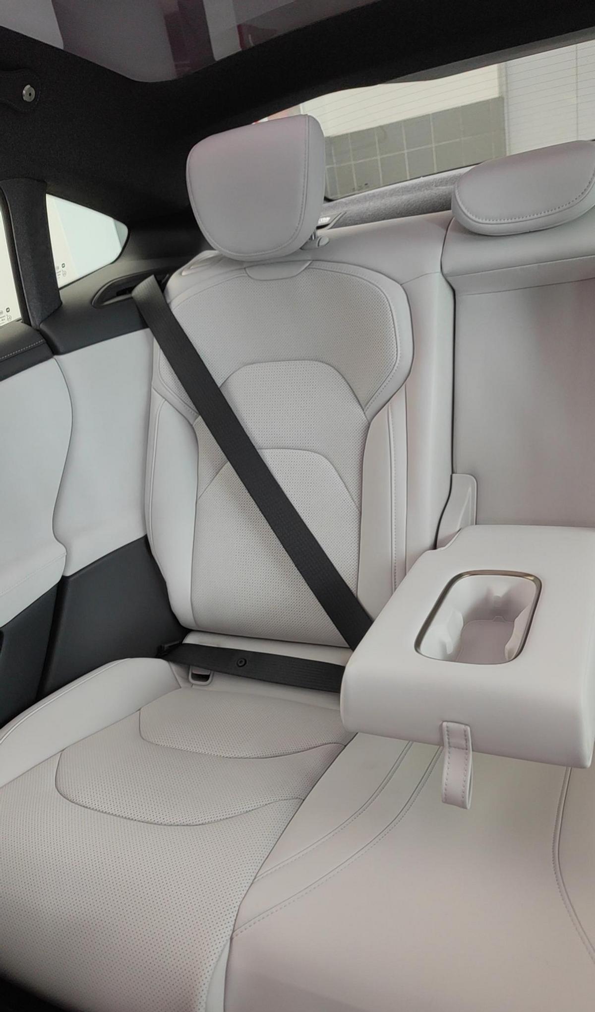 小米平衡车核心技术怎么来的_小米平衡车是什么软件_驾驶安全与性能：小米汽车的平衡之道