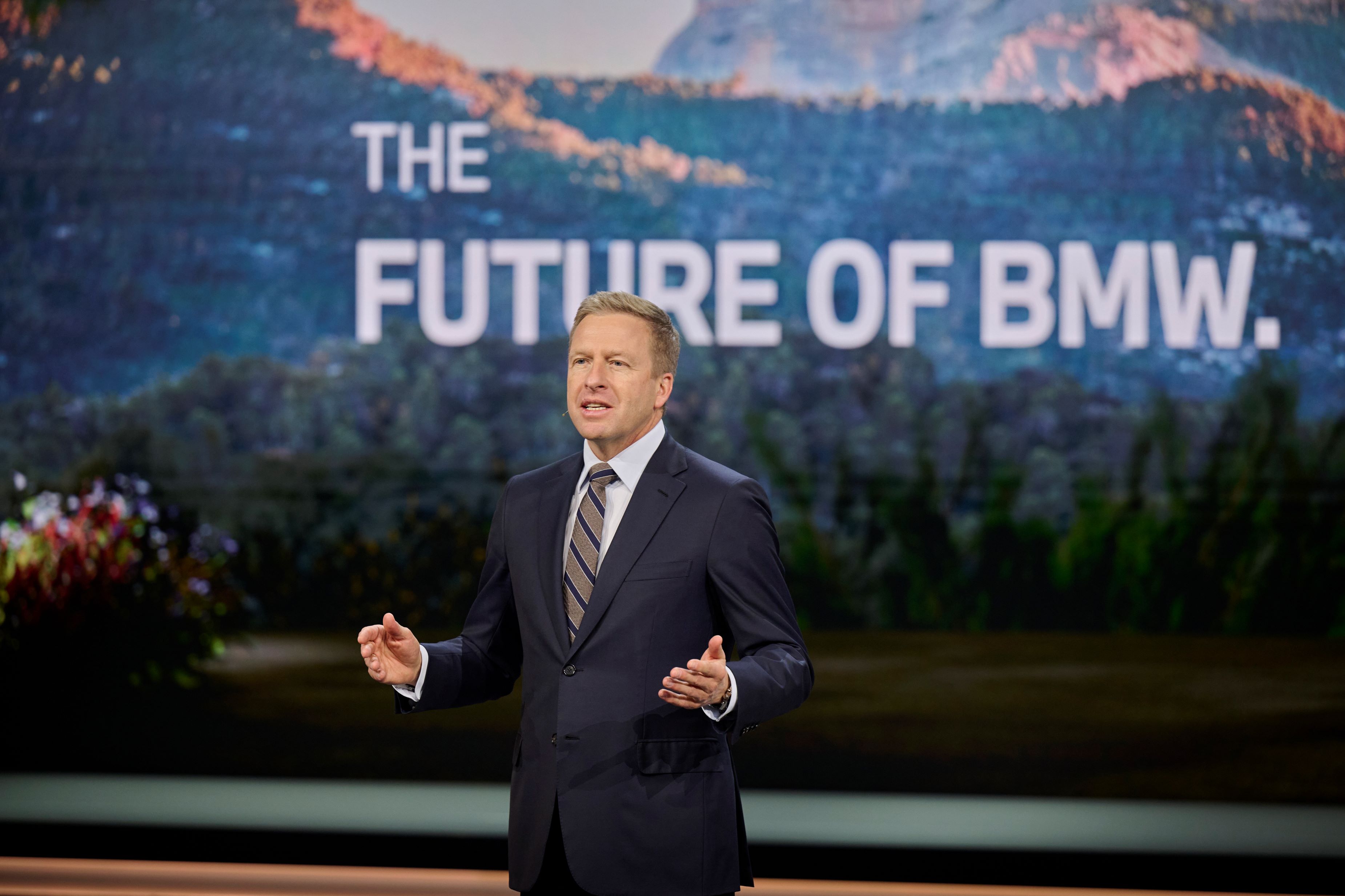 宝马企业战略_宝马的战略目标_宝马汽车的安全文化与未来战略