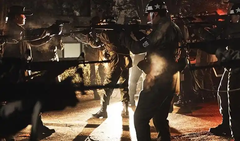 电影错过场次可以看下一场吗_2023年的银幕故事：十部不可错过的电影_错过电影开场怎么办