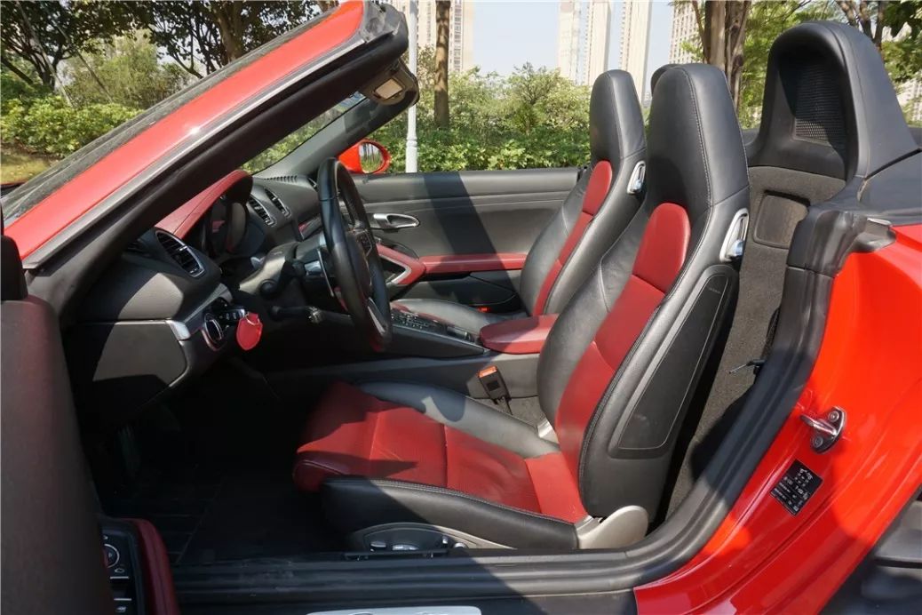 保时捷的运动版车型与驾驶魅力_2021款保时捷运动版_保时捷运动跑车