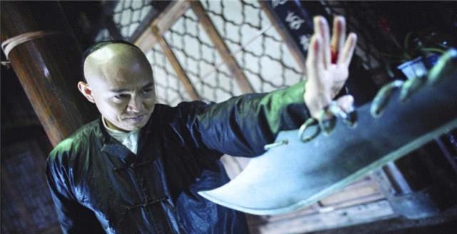 因为|那年43岁的李连杰，零片酬接此片，可拍完被删减37分钟才上映