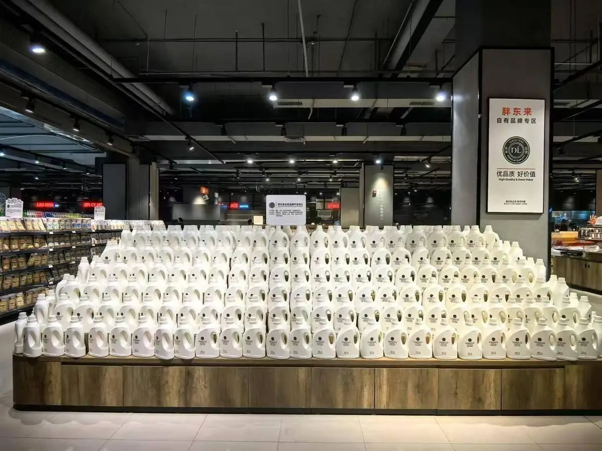 胖东来不断优化服务，为顾客打造价值_胖东来优质服务案例200字_胖东来价格策略