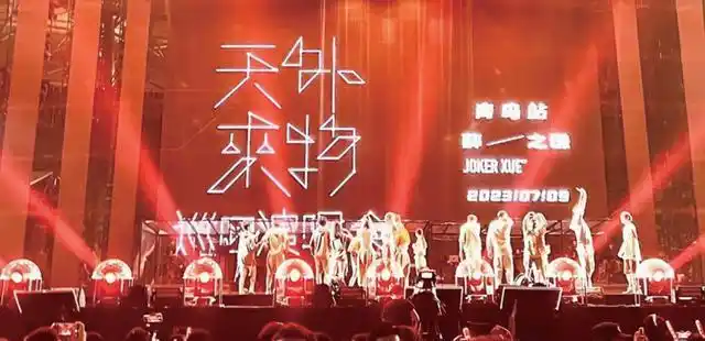 周杰伦演唱会几秒售罄_周杰伦演唱会秒空_周杰伦的演唱会门票秒光，热度不减