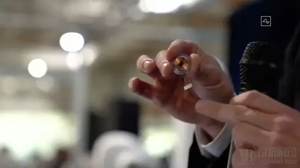 重大科技宣布：马斯克表示Neuralink计划在2025年为患者实施脑机设备植入_马斯克人脑植入芯片_马斯克脑部芯片移植