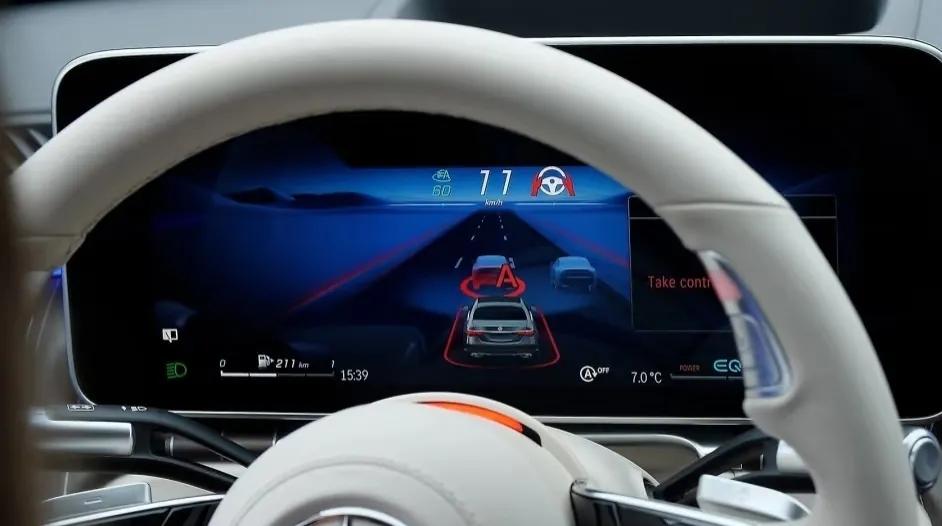 安全是豪车的灵魂，宝马的成功之道_宝马灵魂车型有哪些_宝马灵魂车系是哪款