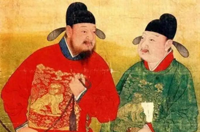 皇权的象征：古代皇帝的服饰_服饰象征意义_古代服饰意义